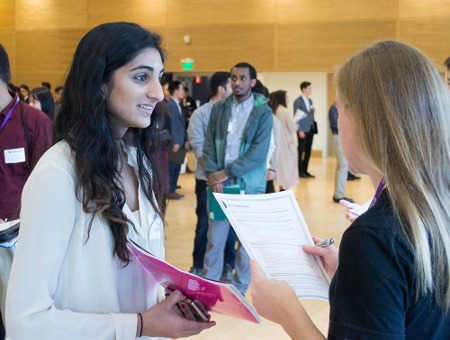 CareerFair-8_450.jpg