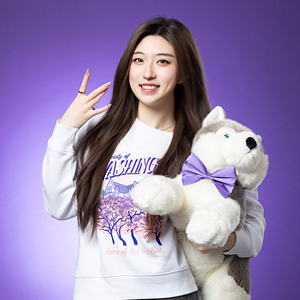 Zoe Huang